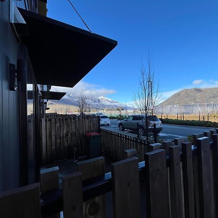 Queenstown Studio - 5Mins To Airport - Aircond - Free Wifi - Walk To Centre Zewnętrze zdjęcie