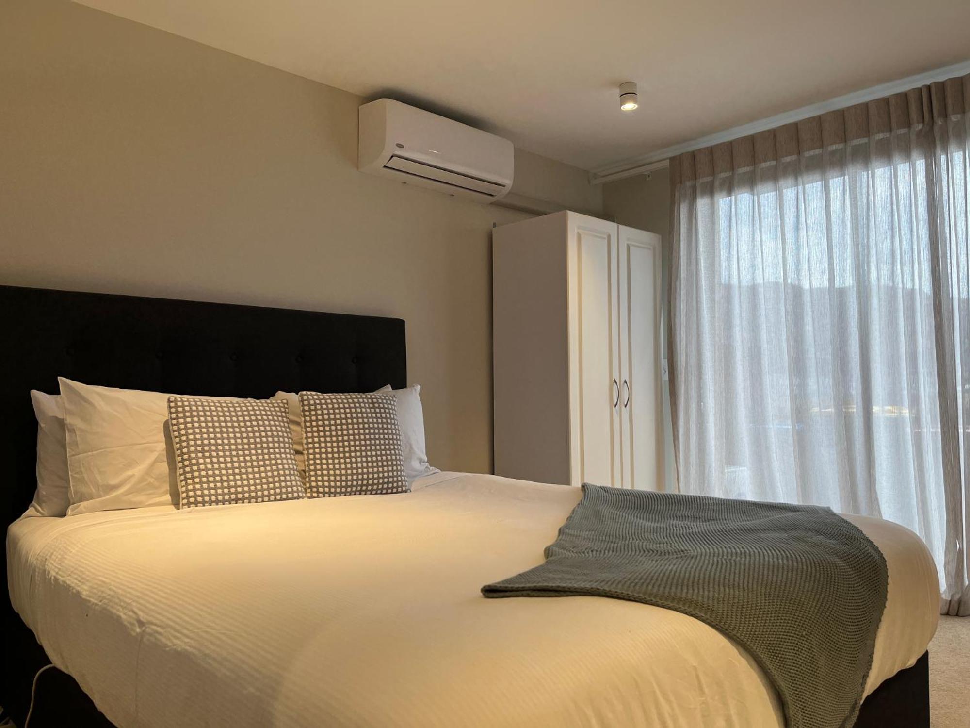 Queenstown Studio - 5Mins To Airport - Aircond - Free Wifi - Walk To Centre Zewnętrze zdjęcie