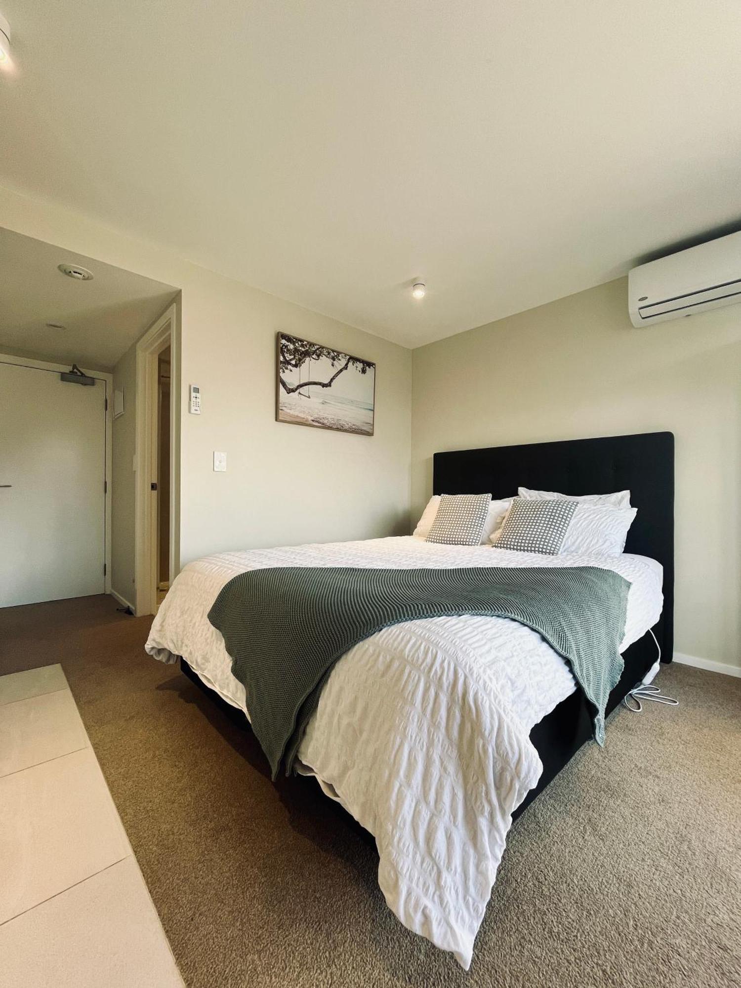 Queenstown Studio - 5Mins To Airport - Aircond - Free Wifi - Walk To Centre Zewnętrze zdjęcie